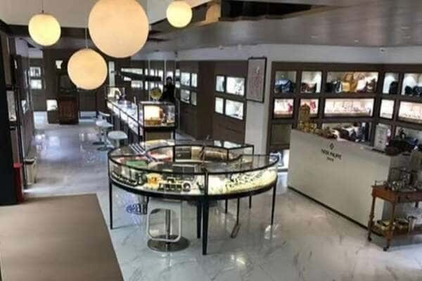 乌兰察布市察哈尔右翼前旗佳哥鉴酒商行